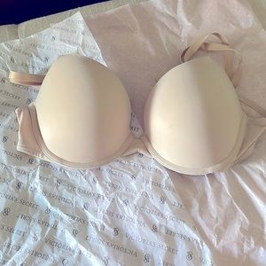 Victoria Secret Pink Push Up Bra